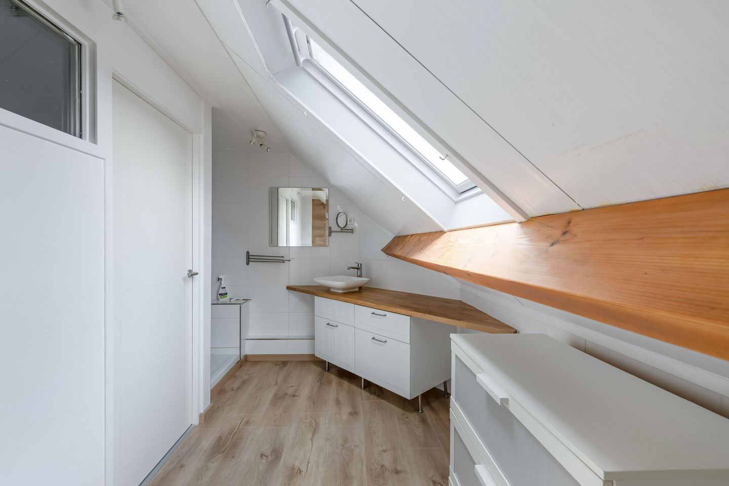 Foto 44 van Paasloregel 42