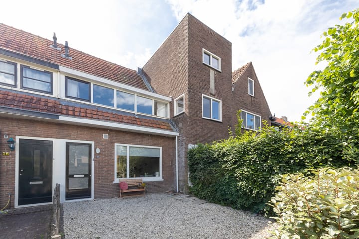 B. van Rooijenstraat 58