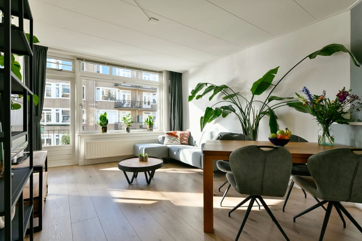 Foto 2 van Esmoreitstraat 4-1