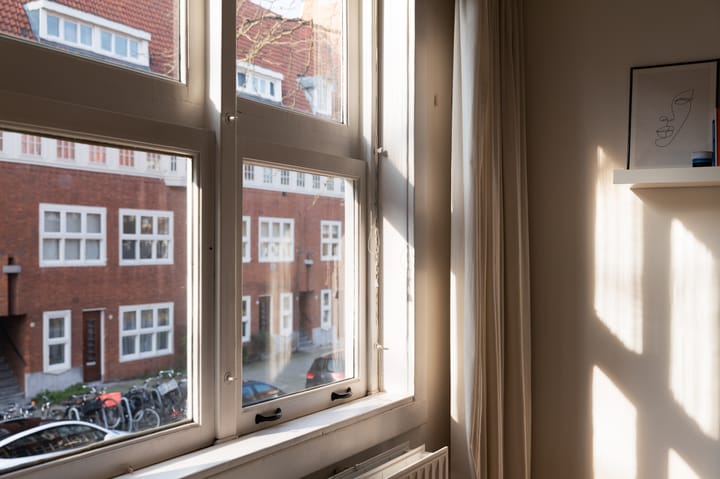 Foto 10 van Paramaribostraat 60-1