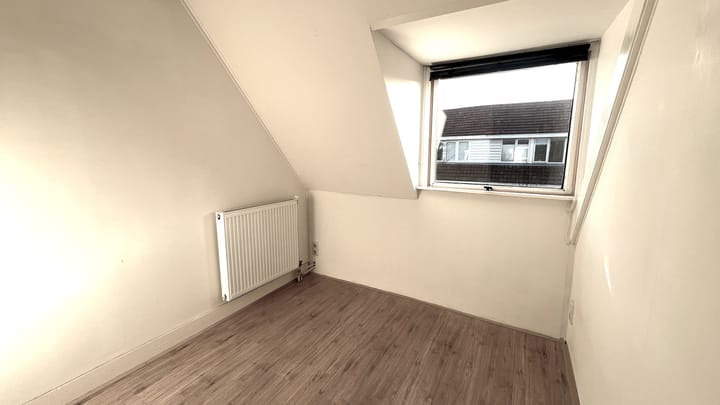 Foto 16 van van der Helststraat 16