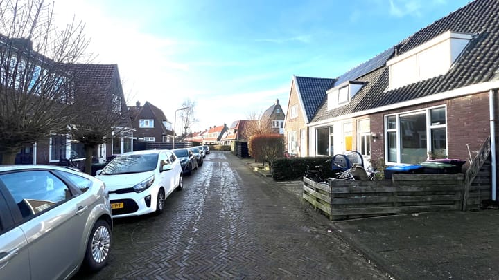 Foto 22 van van der Helststraat 16