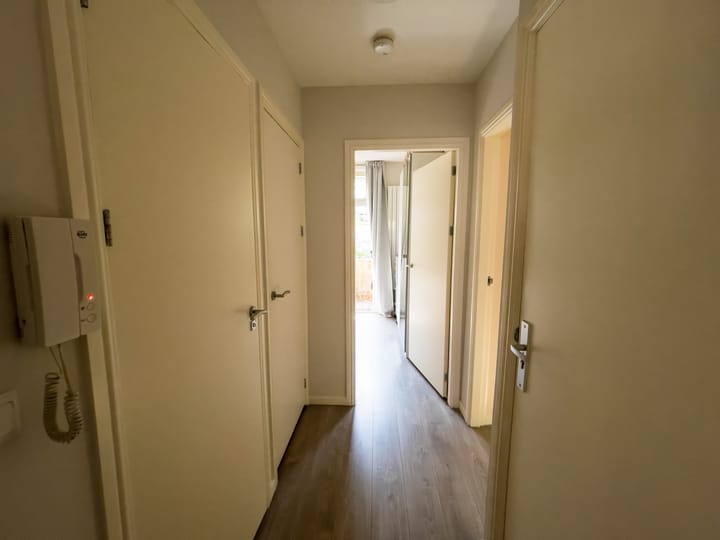 Foto 34 van James Cookstraat 14-1