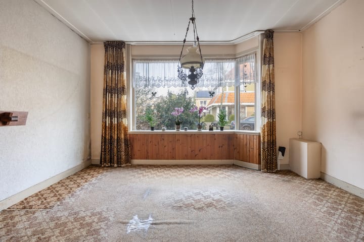 Photo 10 of Bijenhofstraat 12