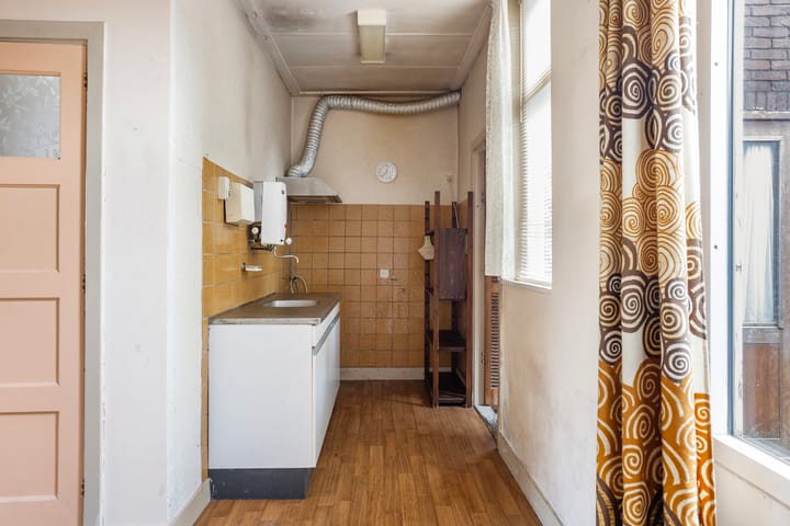 Photo 16 of Bijenhofstraat 12