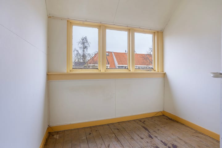 Photo 28 of Bijenhofstraat 12