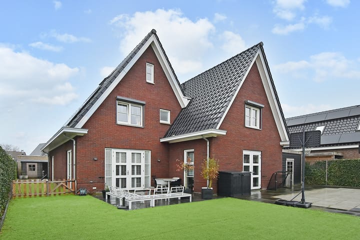 Foto 1 van Cyprus 19