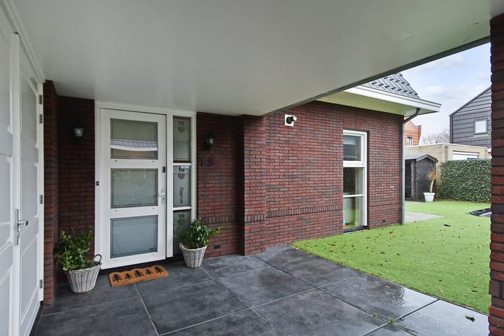 Foto 7 van Cyprus 19