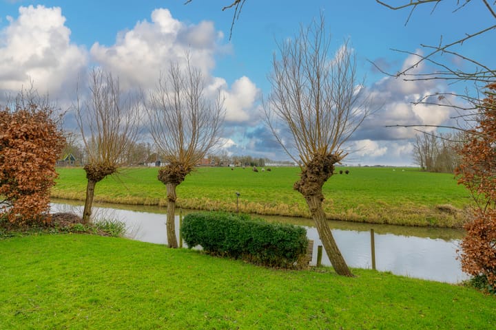 Foto 2 van Dorpsweg 196