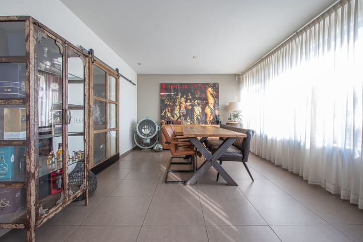 Foto 5 van Limburgstraat 14