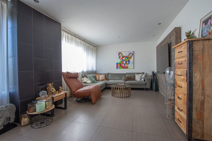 Foto 10 van Limburgstraat 14