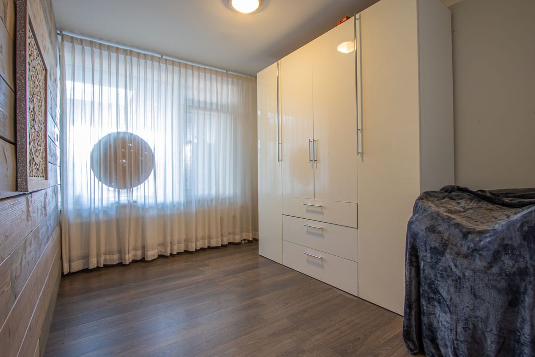 Foto 16 van Limburgstraat 14