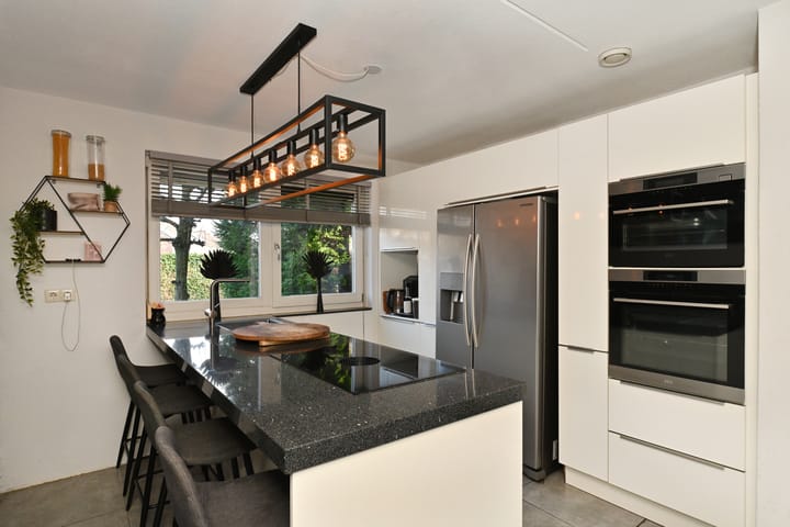 Photo 8 of Piet Stoffelenstraat 6