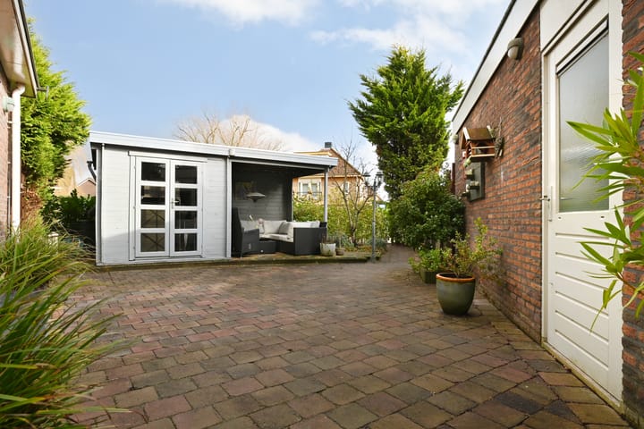 Photo 31 of Piet Stoffelenstraat 6