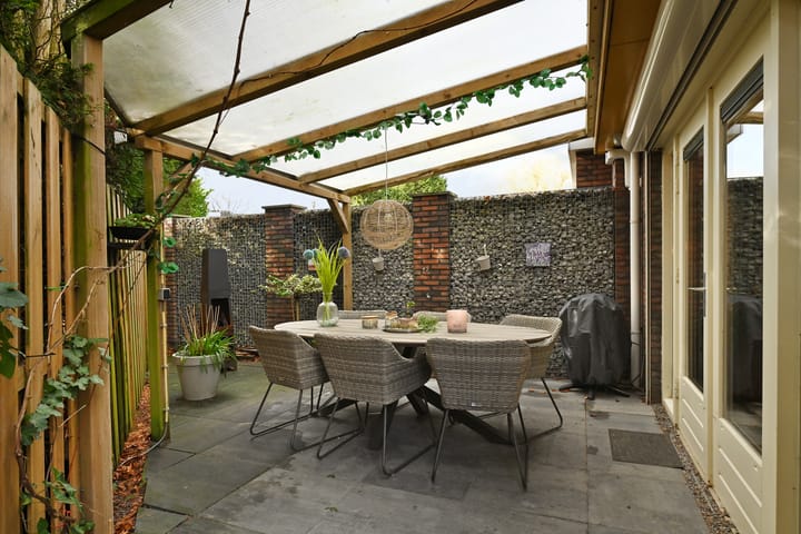 Photo 35 of Piet Stoffelenstraat 6