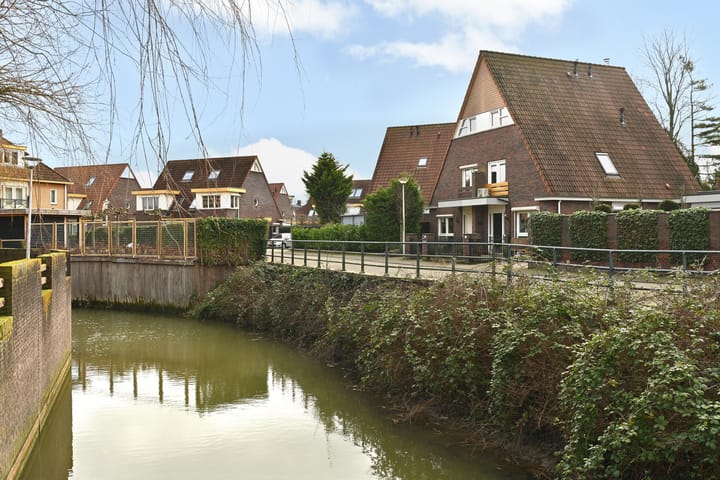 Photo 37 of Piet Stoffelenstraat 6