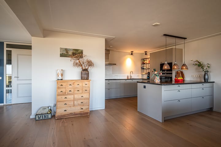 Foto 2 van Hoekse Waard 34