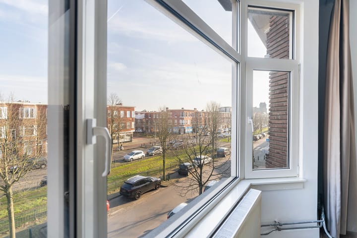 Foto 17 van Apeldoornselaan 49-B