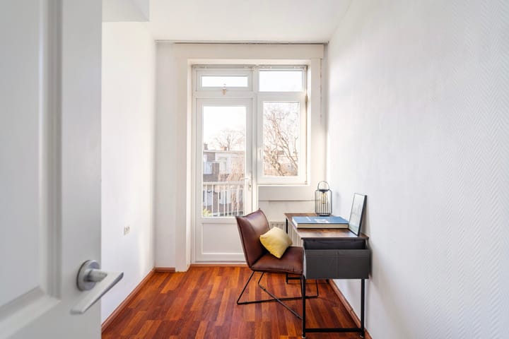 Foto 23 van Apeldoornselaan 49-B