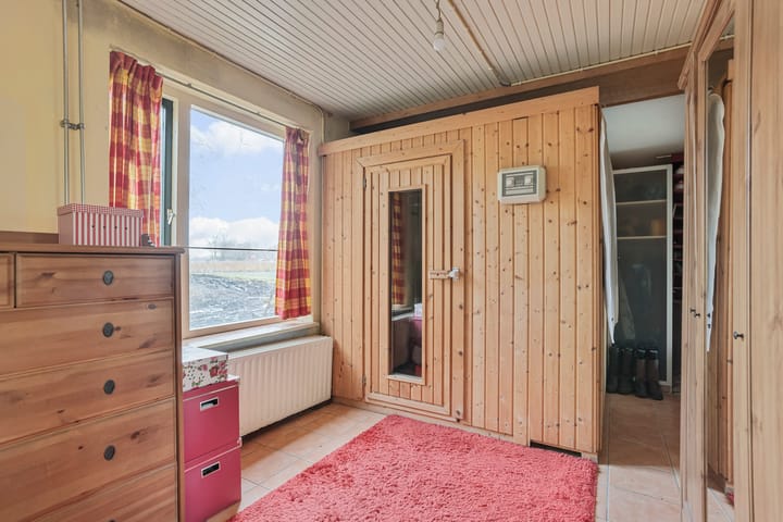 Photo 27 of Roosendaalsebaan 19