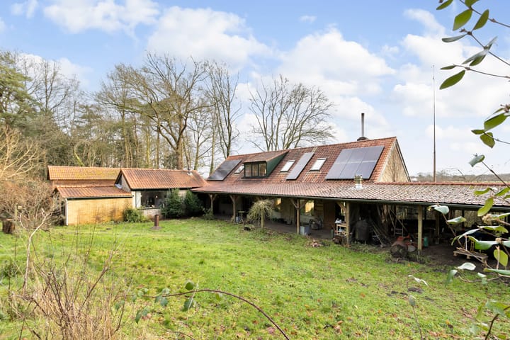 Photo 44 of Roosendaalsebaan 19