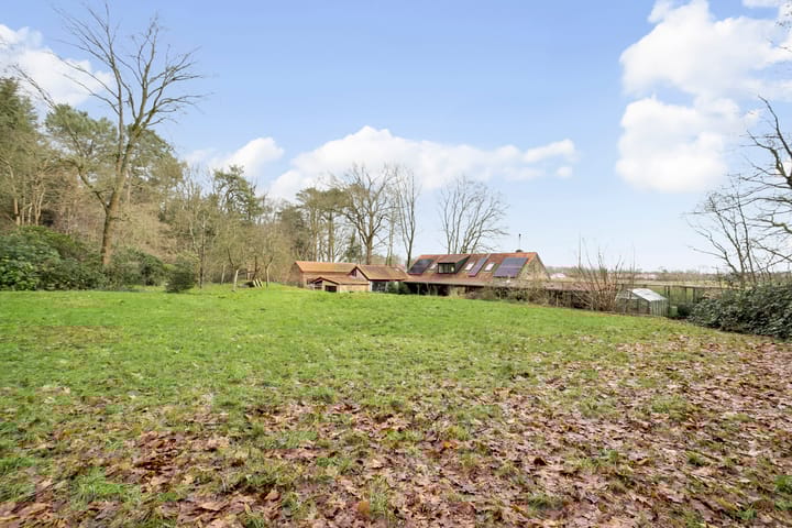 Photo 53 of Roosendaalsebaan 19