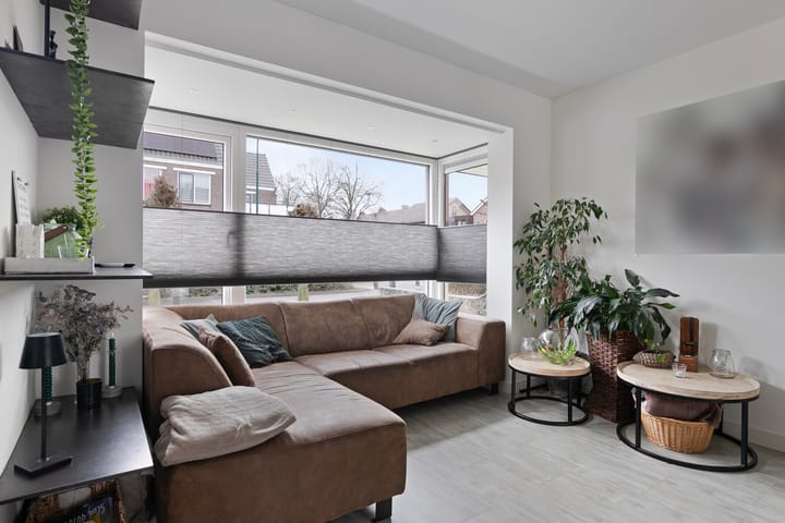 Photo 5 of Weth C.E.Th. Vernooijstraat 3