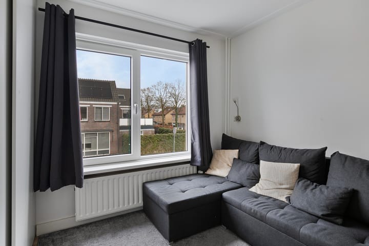 Photo 21 of Weth C.E.Th. Vernooijstraat 3