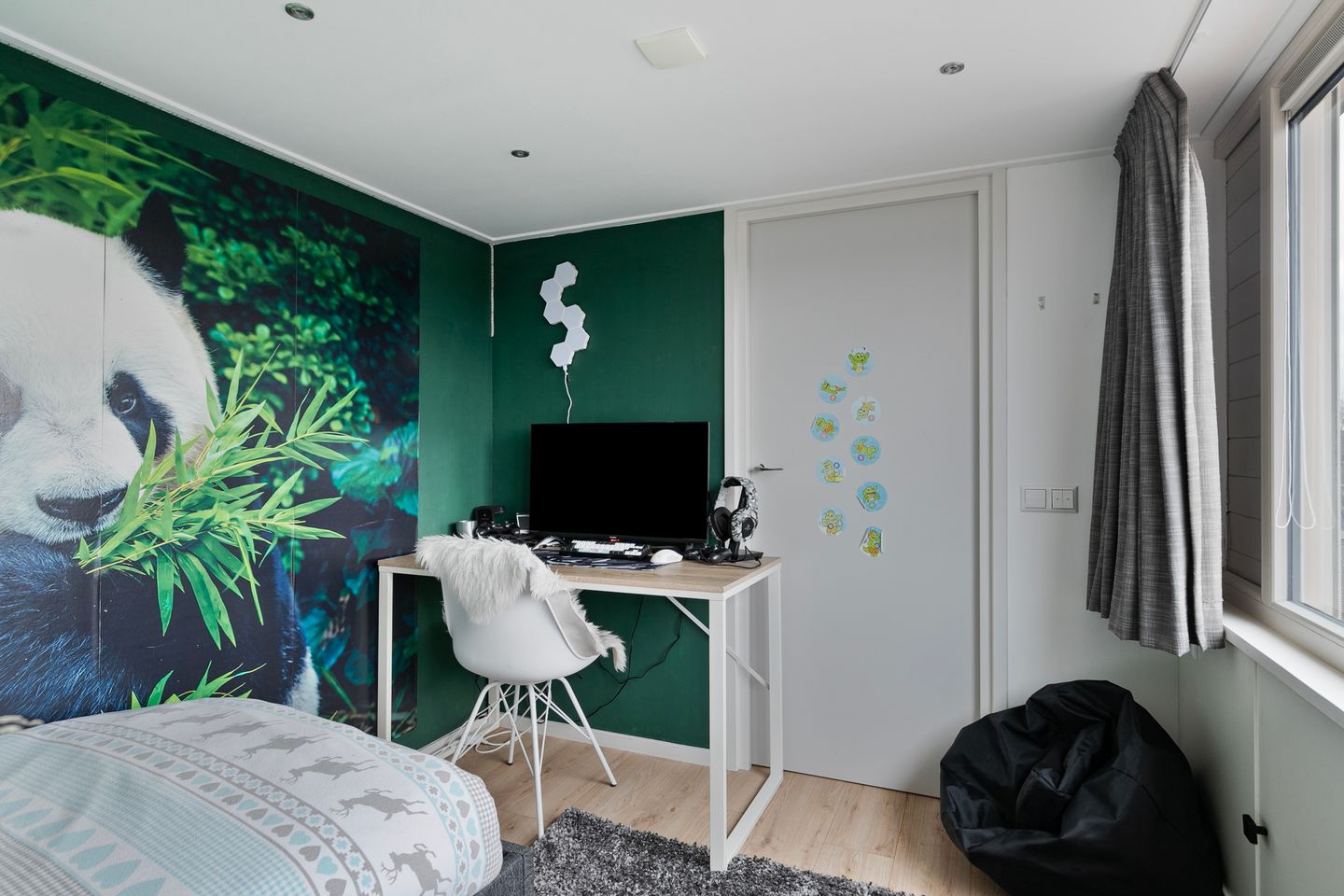 Foto 29 van Weth C.E.Th. Vernooijstraat 3