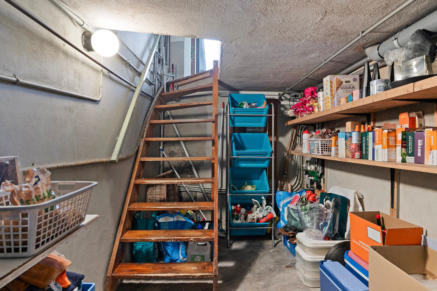 Foto 34 van Weth C.E.Th. Vernooijstraat 3