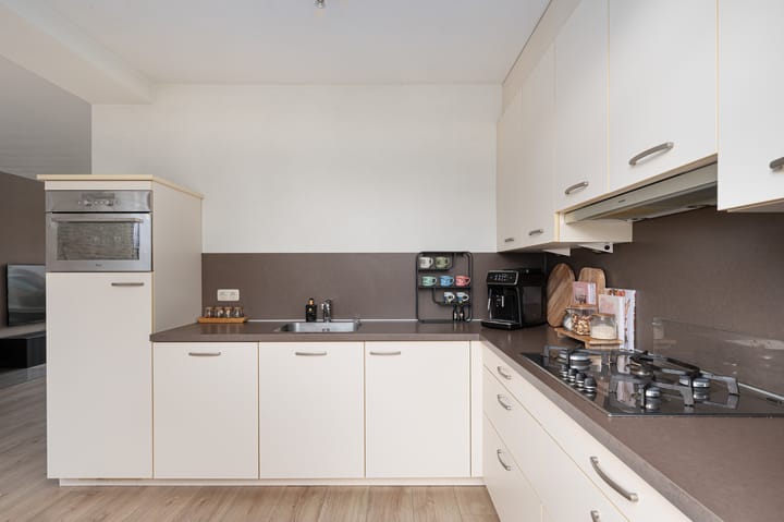 Foto 12 van Hertog Janstraat 74