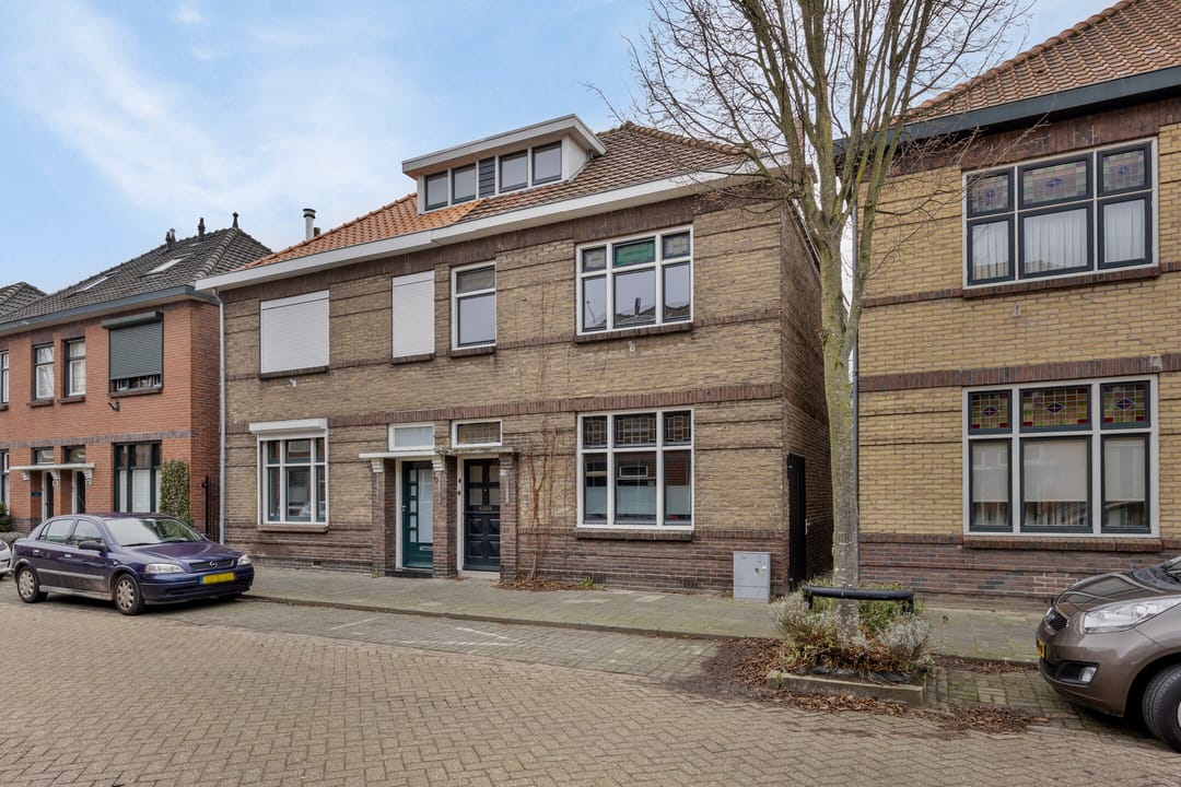 Foto 17 van St Theresiastraat 28-A