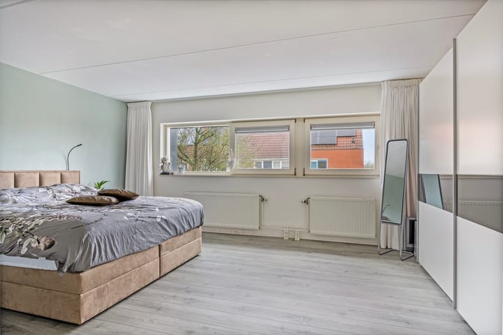 Photo 24 of John Fernhoutstraat 42