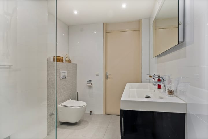 Photo 22 of John Fernhoutstraat 42