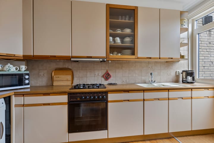 Foto 15 van Van den Berghlaan 181