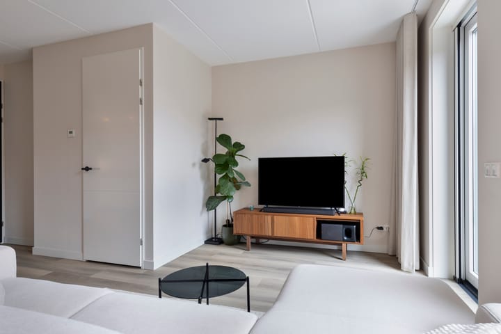 Foto 11 van Twekkelerweg 25