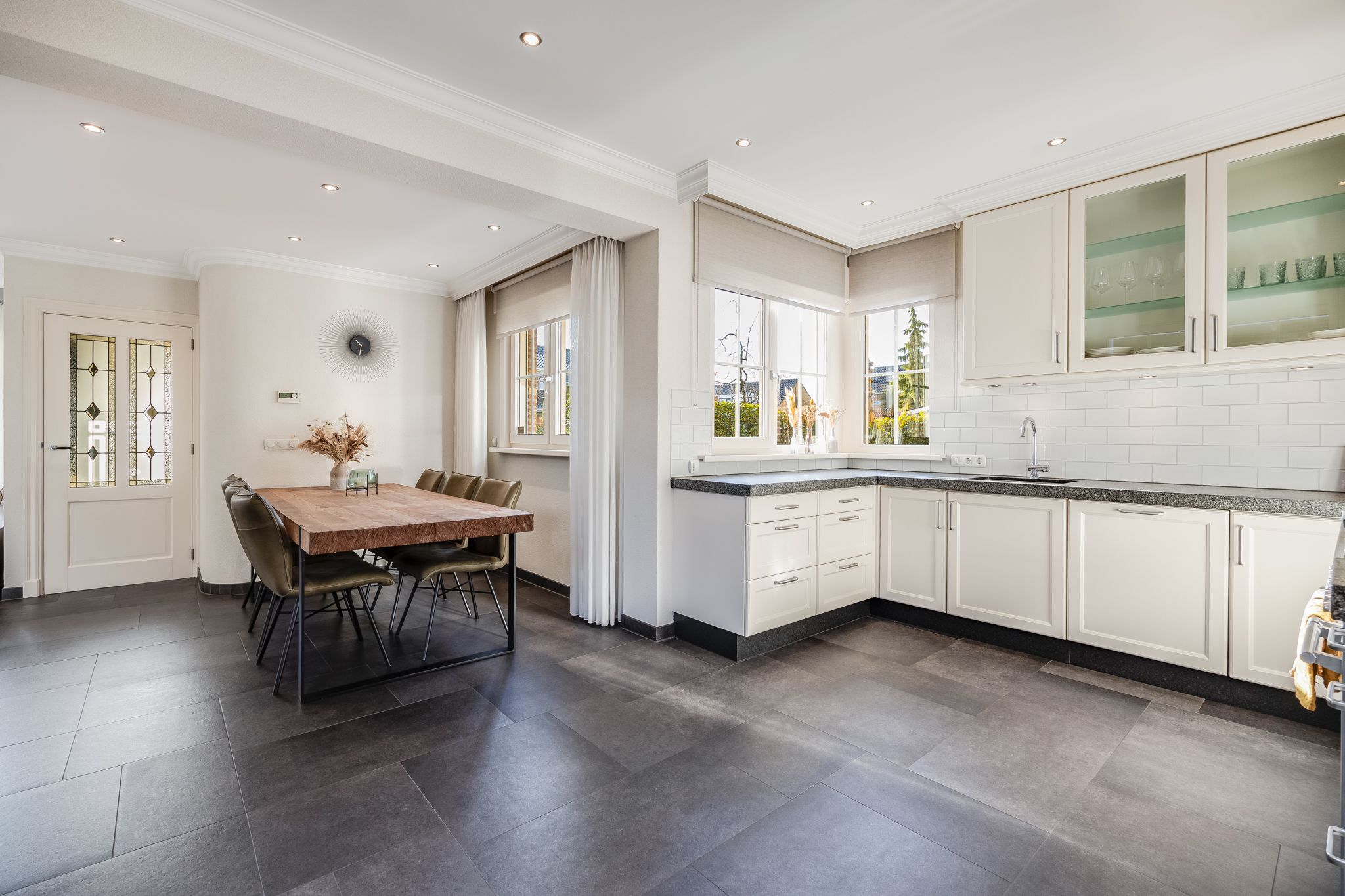 Foto 15 van Rucphensestraat 26