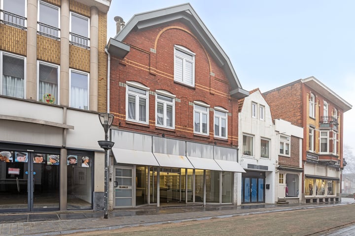 Photo 1 of Steenstraat 8