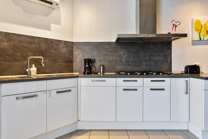 Photo 20 of Steenstraat 8