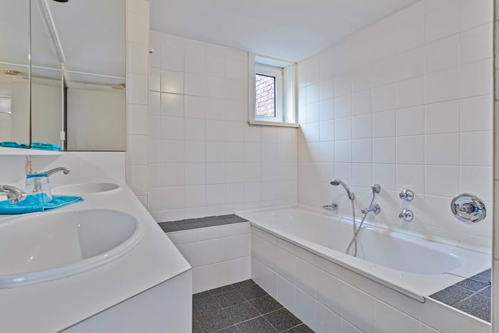 Photo 35 of Steenstraat 8