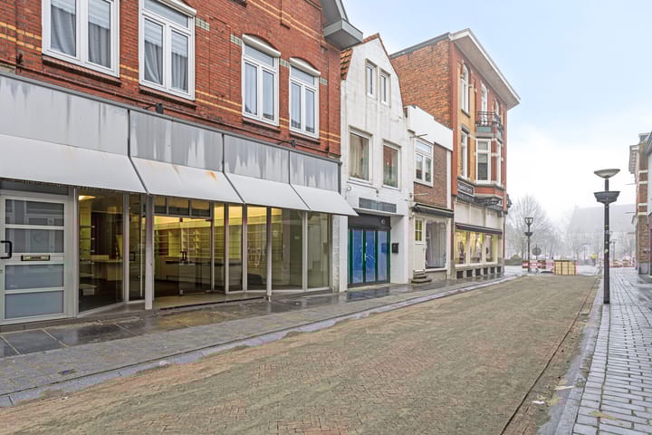 Photo 41 of Steenstraat 8