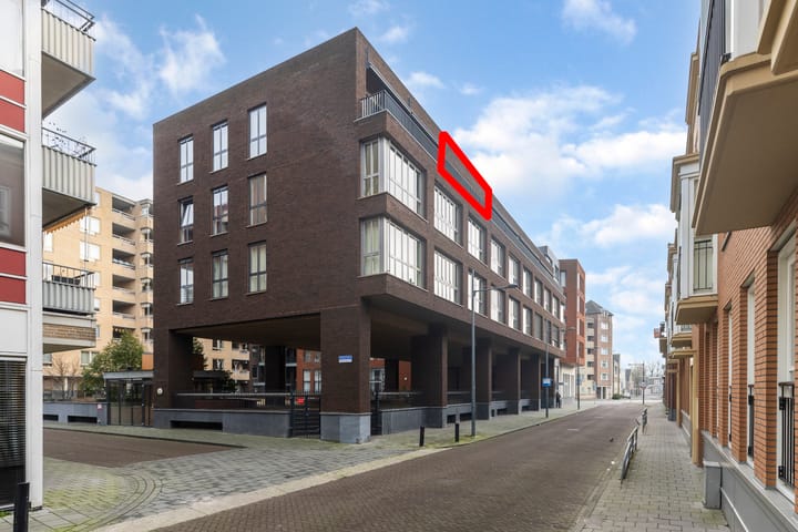 Photo 1 of Kluisstraat 153