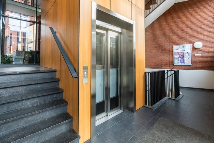 Photo 10 of Kluisstraat 153