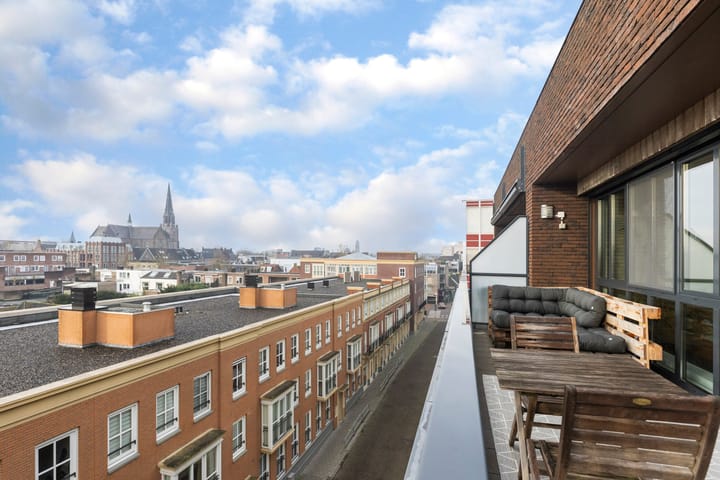 Photo 24 of Kluisstraat 153