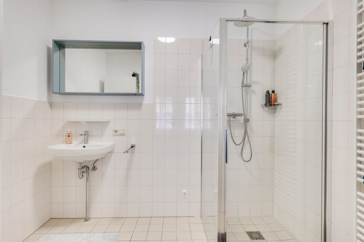 Photo 33 of Kluisstraat 153