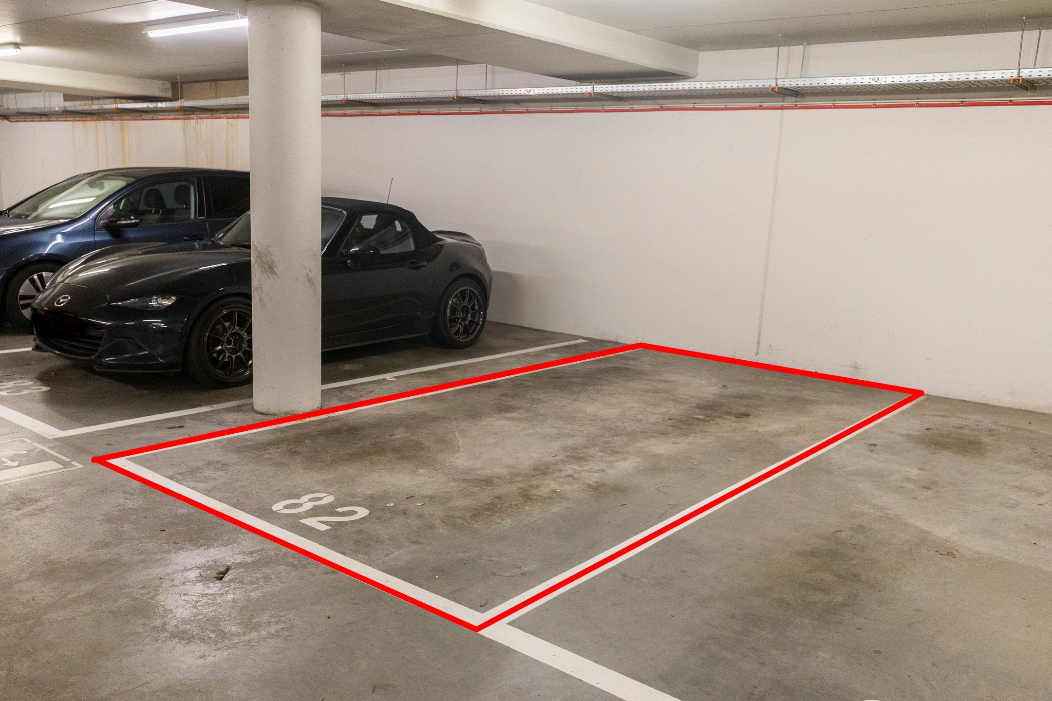 Foto 36 van Kluisstraat 153