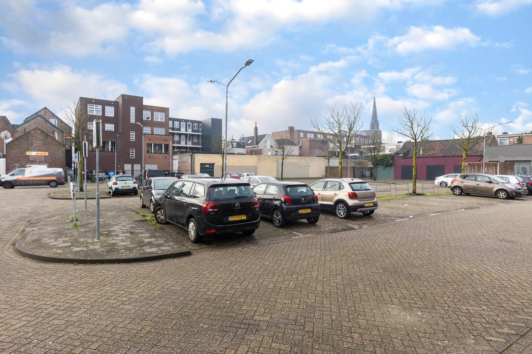 Foto 41 van Kluisstraat 153