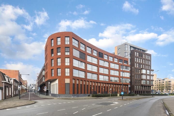 Photo 7 of Kluisstraat 153