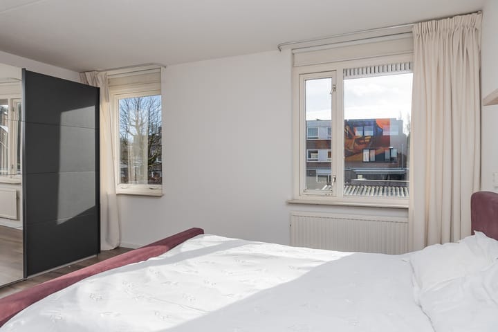 Photo 22 of Sint Maartensloop 92