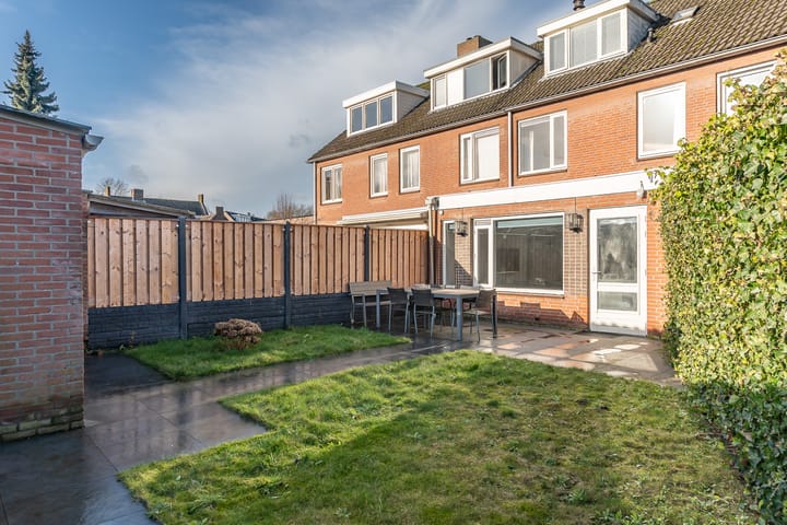 Photo 41 of Sint Maartensloop 92